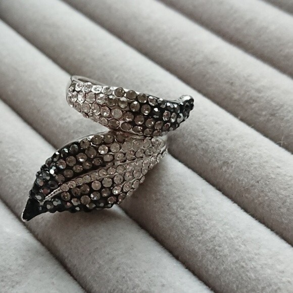 Macy's Cubic Zirconia black and silver ring - Picture 4 of 8